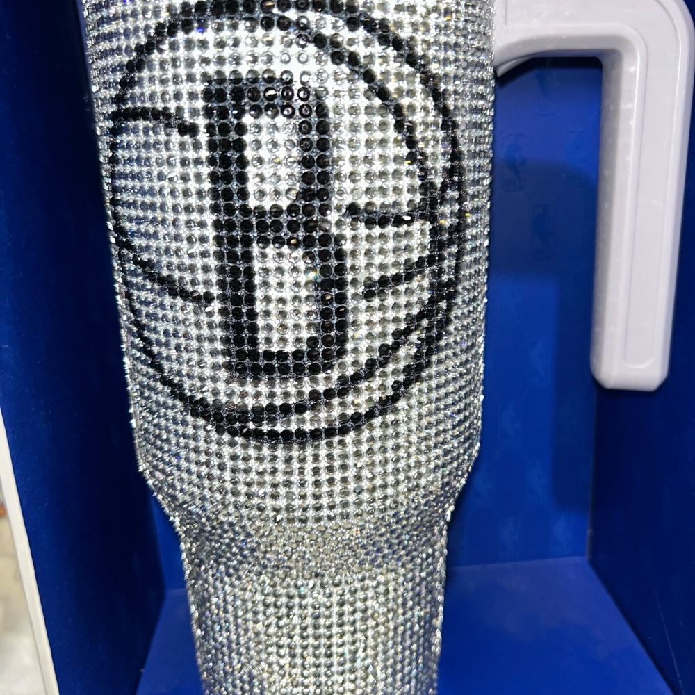 Hydrapeak x NBA Brooklyn Nets Voyager Stainless Steel Bling Tumbler NEW - Picture 4 of 8
